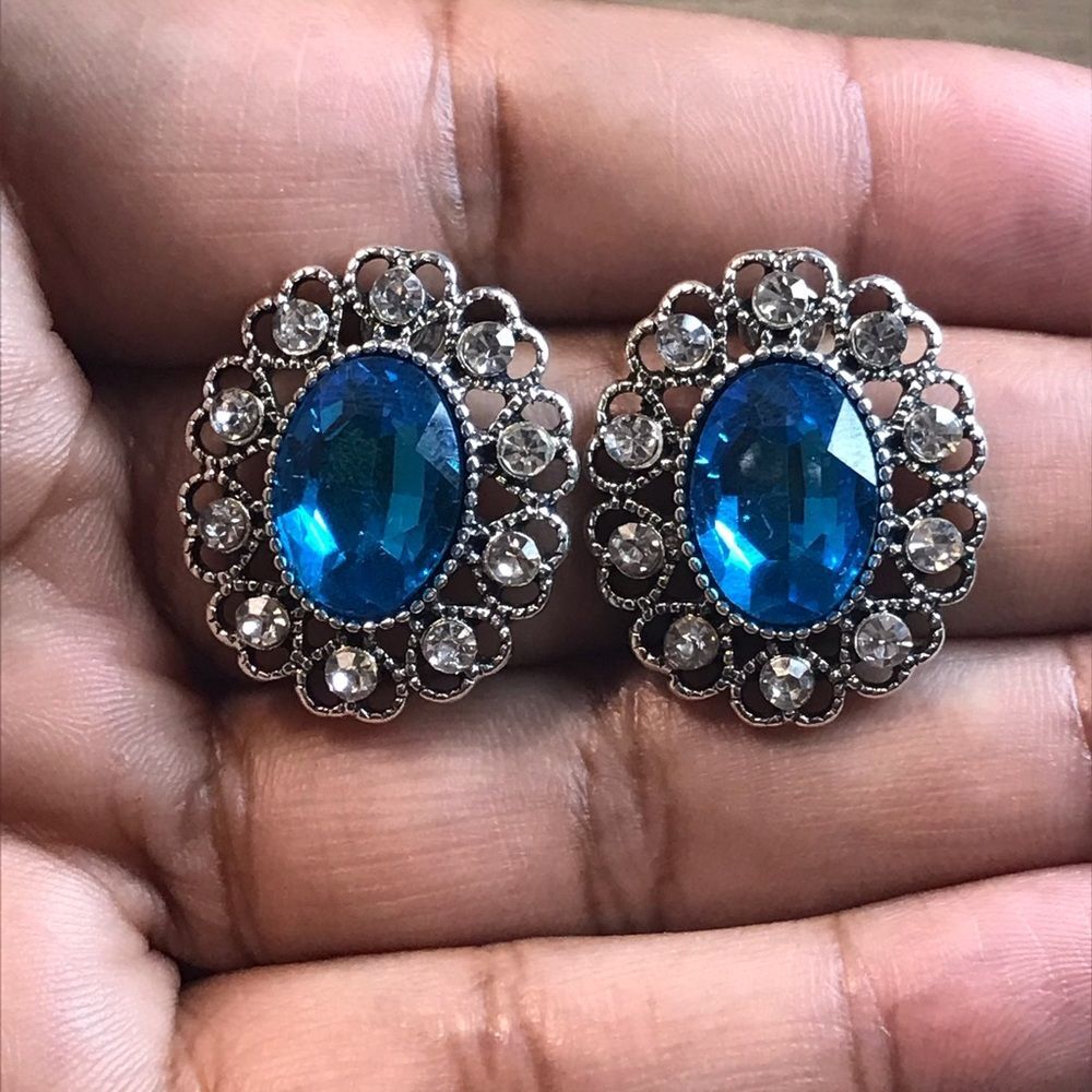 Vintage Victorian Blue Oval Silver Heart Rhinestone Earrings